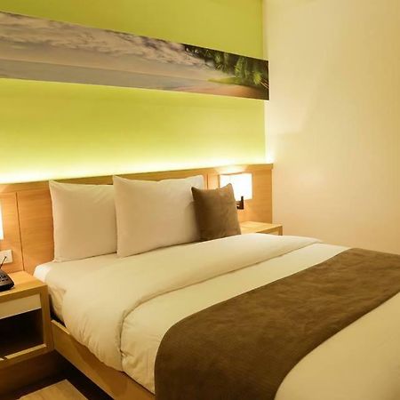 Icove Beach Hotel Olongapo Dış mekan fotoğraf